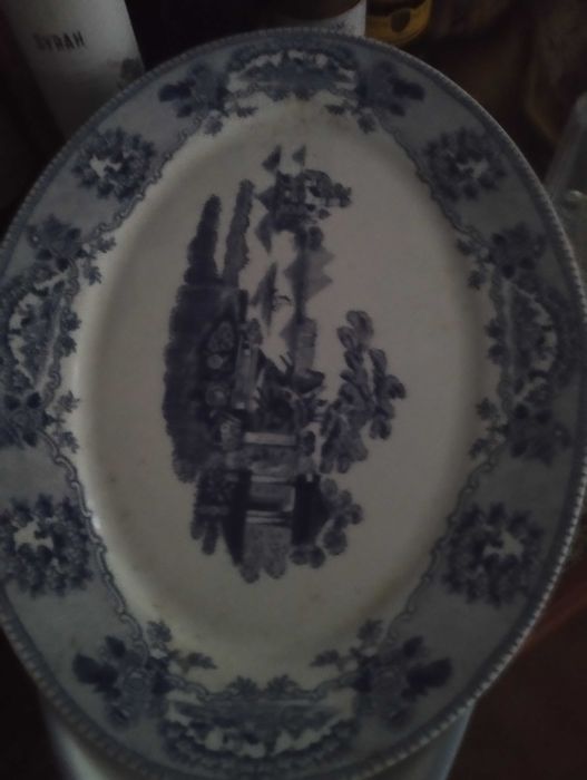 Conjunto Terrina e Travessa azul da Aguicera