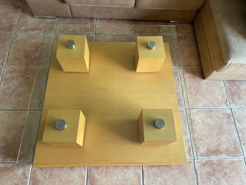 Mesa sala estar madeira e vidro