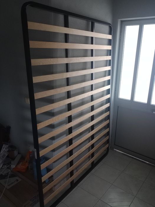Vendo Estrado de Cama
