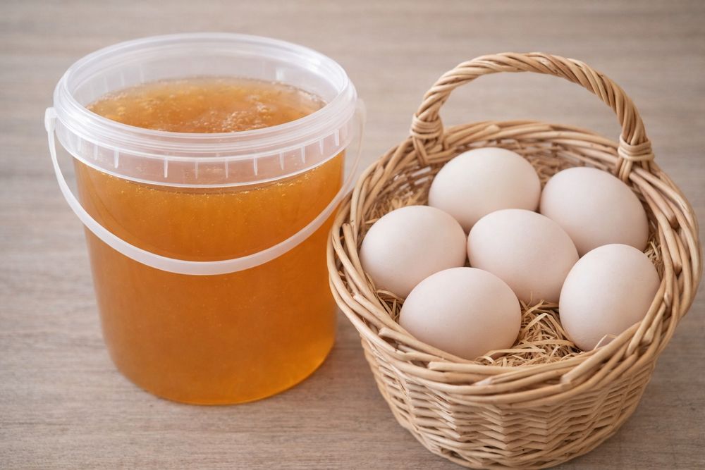 Miód jajka jajeczka