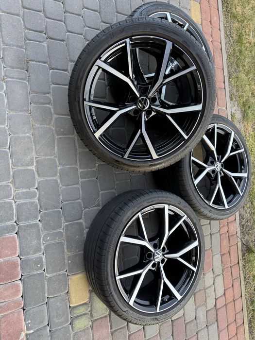 Колеса з Європи . Диски  VW TOUAREG R-line Estoril R22 5x112 Tayper