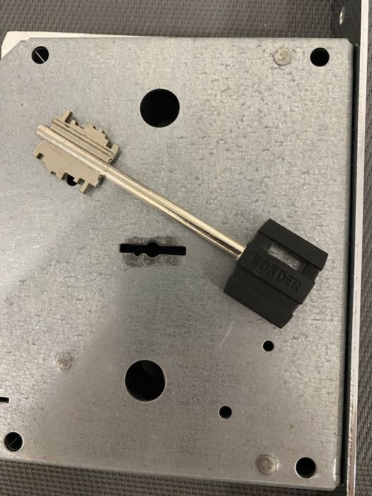 Замок дверний Border