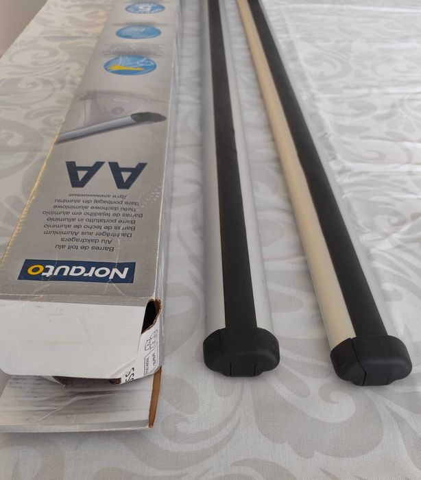 Barras tejadilho Norauto 108 cm + Thule Rapid System 754 + Thule Kit 1019