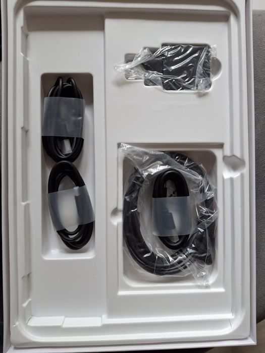 Przenośny monitor amd freesync premium pro