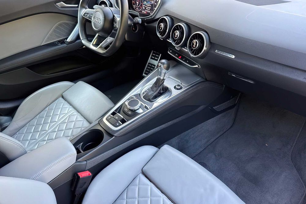 Audi TT quattro      2018