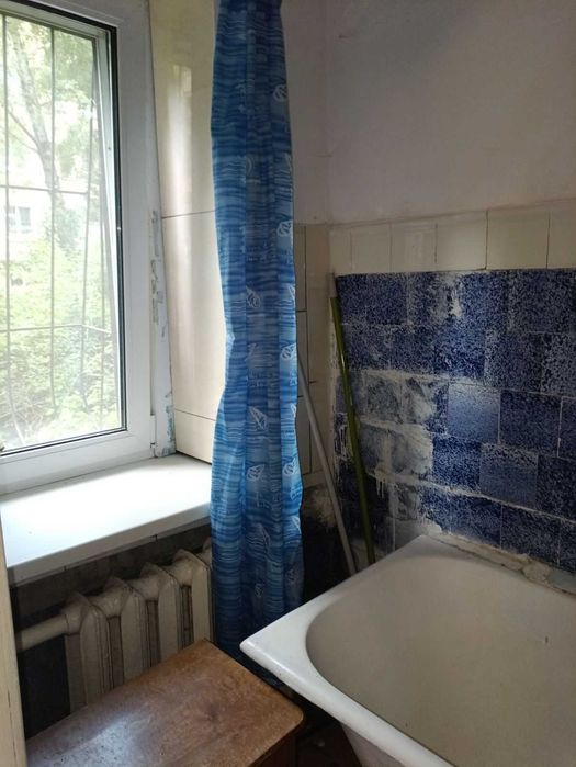 Олександрівська Слобідка. В.Овсієнка,10 квартира як в тихому заміському будинку.  Без %.