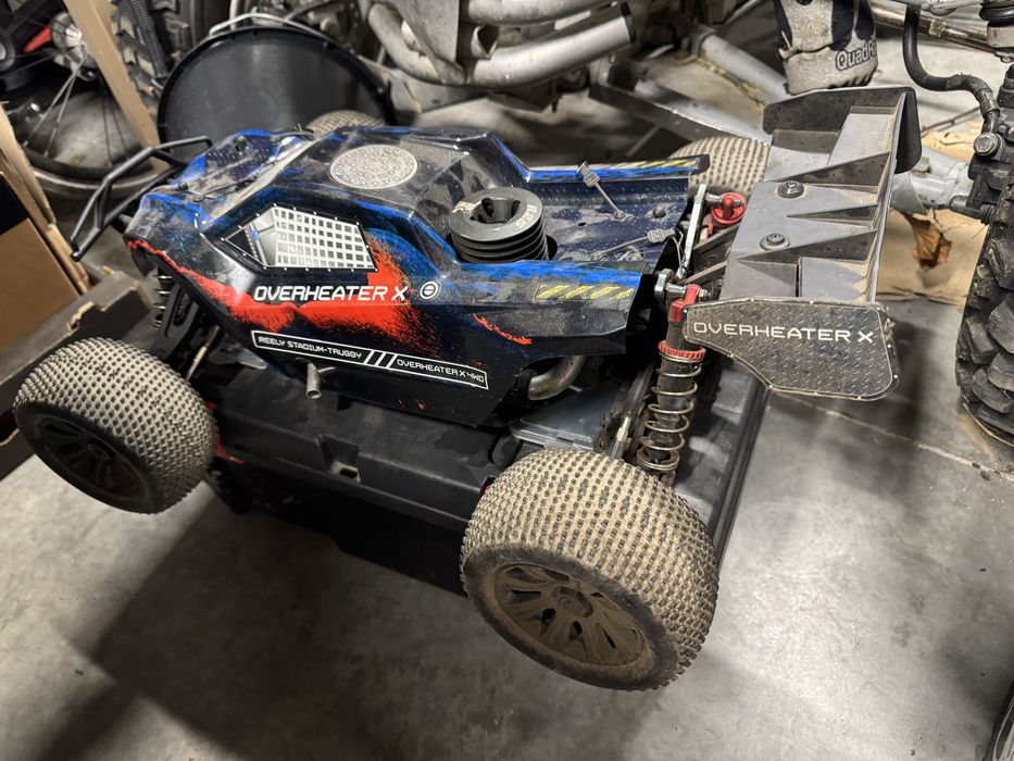 Auto model RC spalinowy Reely 1:8 trugger overheater X 4WD