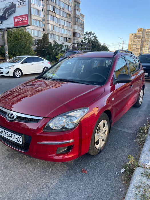 Продається авто Hyundai i30 2009