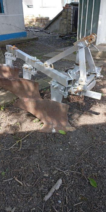 Продам трактор мтз 82