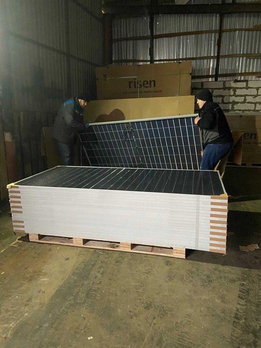 Сонячні панелі (батареї) Risen RSM144-9-550М в Ів.-Франків.