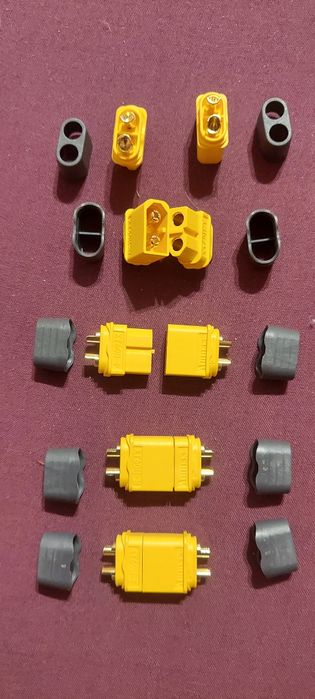 Конектор AMASS XT60