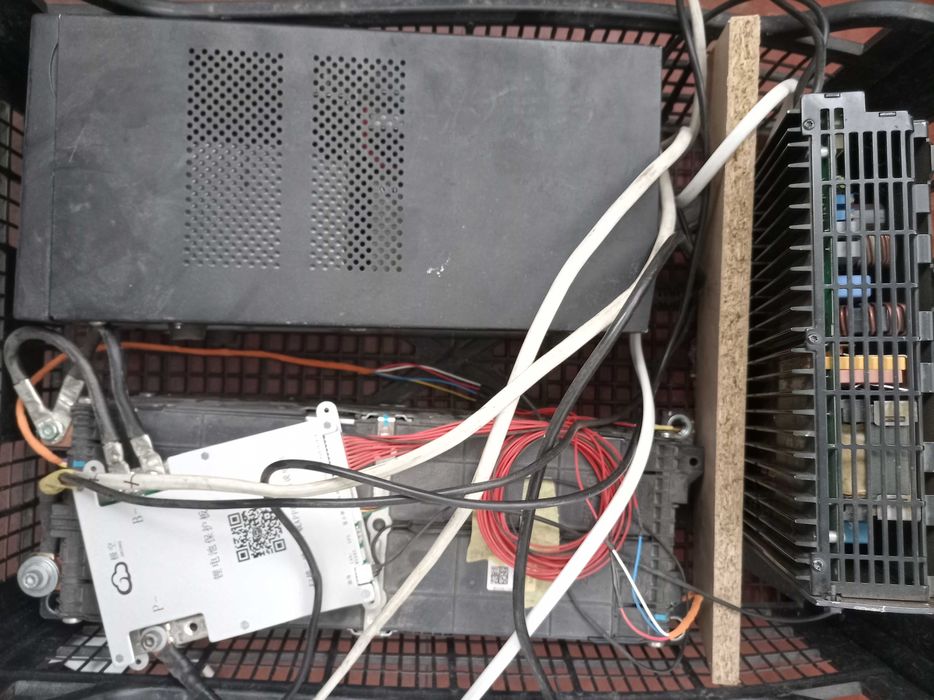 ДБЖ,Акумуляторна батарея li-ion 24v