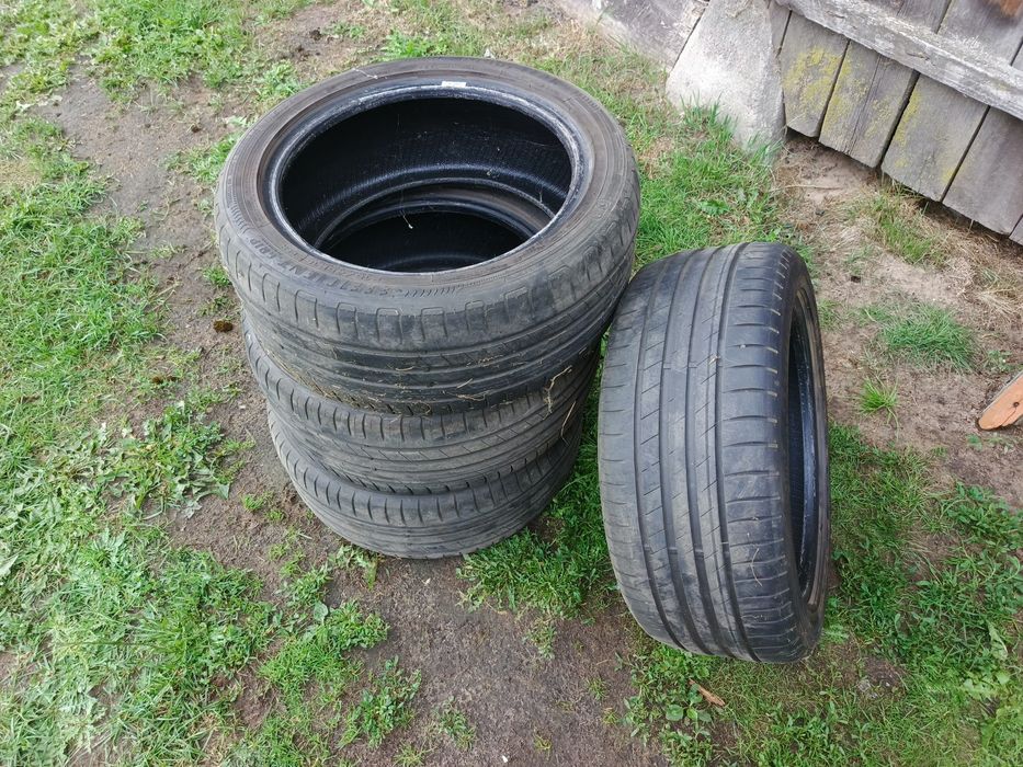 Opony 16, 215/45