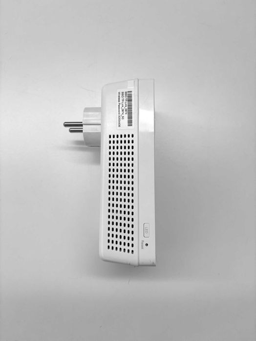 TP-Link AV1300 Gigabit Passthrough Powerline AC Wi-Fi Extender