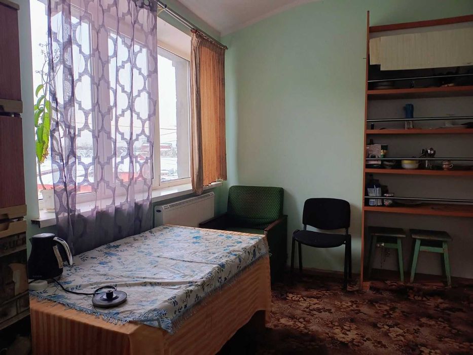 Без застави На  1-3 місяці 3-х кімн. частину будинку міс