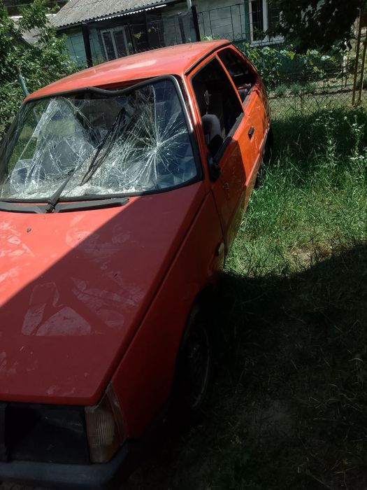 Продам таврію 1102