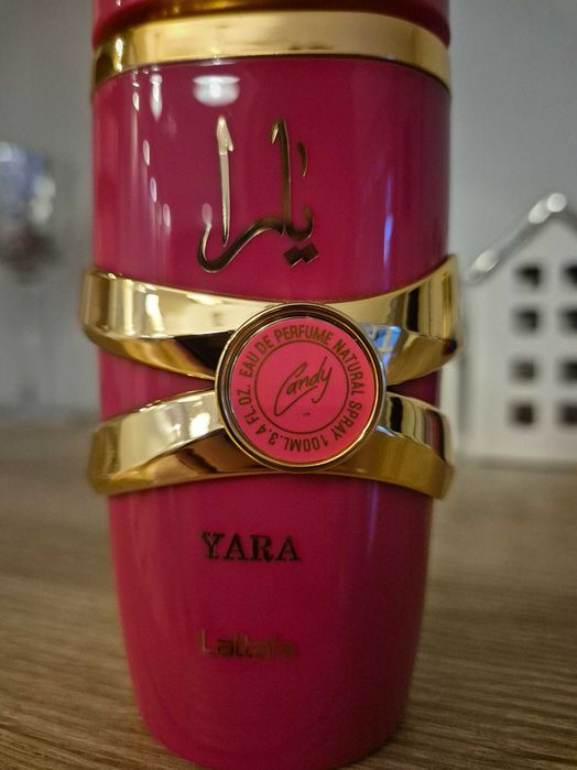 Lattafa Yara Candy różowa