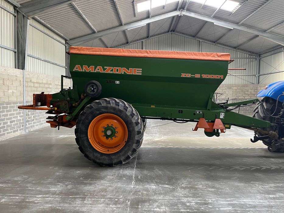 Rozsiewacz do wapna i nawozu Amazone ZG-B 10001