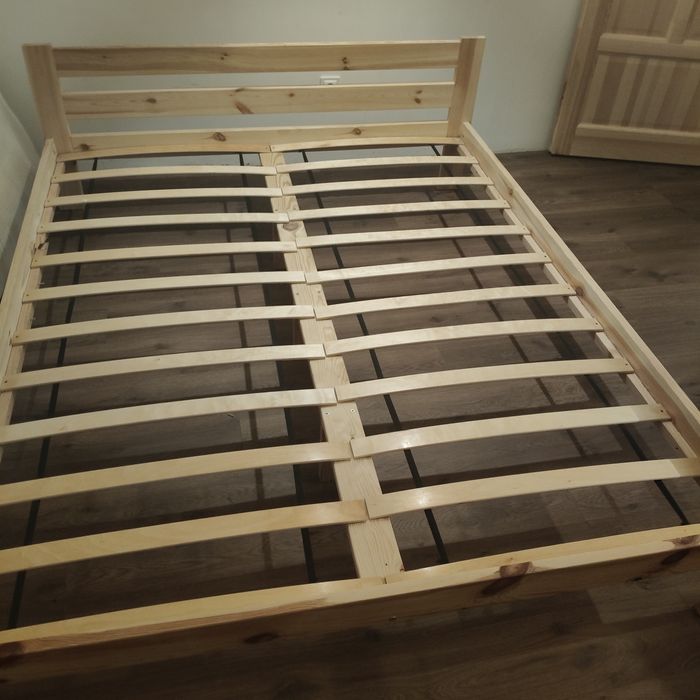 Łóżko sosnowe 160x200