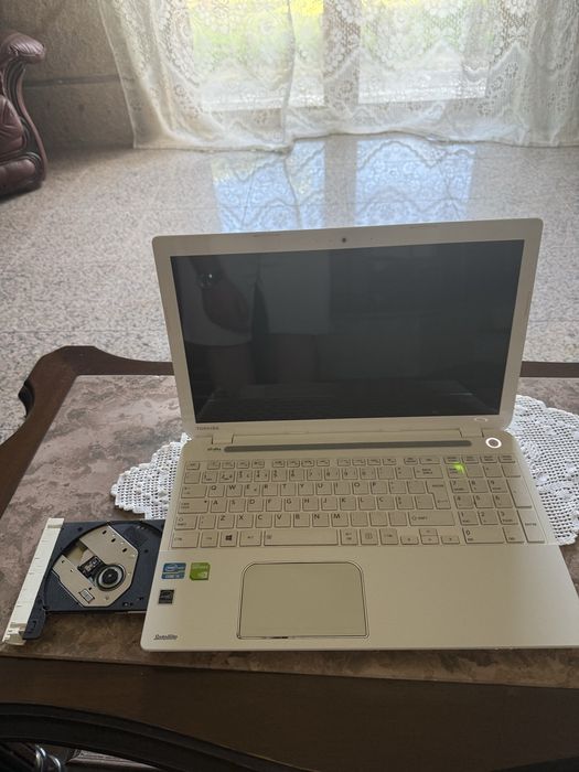Toshiba Satellite L50-A-104