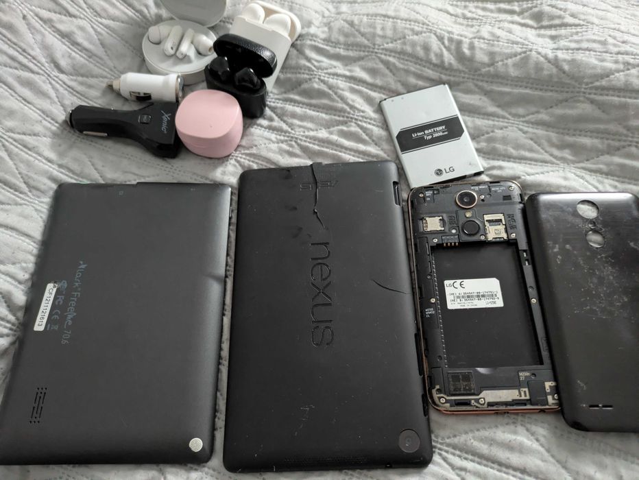 мега лот телефонов samsung LG  и др. цена за все !