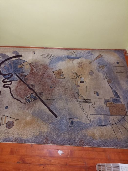 Килим   2*3м.  б / у.