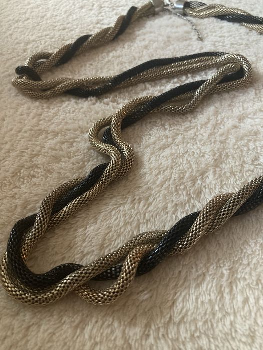 Piękny naszyjnik długi zawijany dwukolorowy z Bijou Brigitte