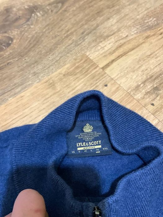 Продам джемпер Lyle & Scott