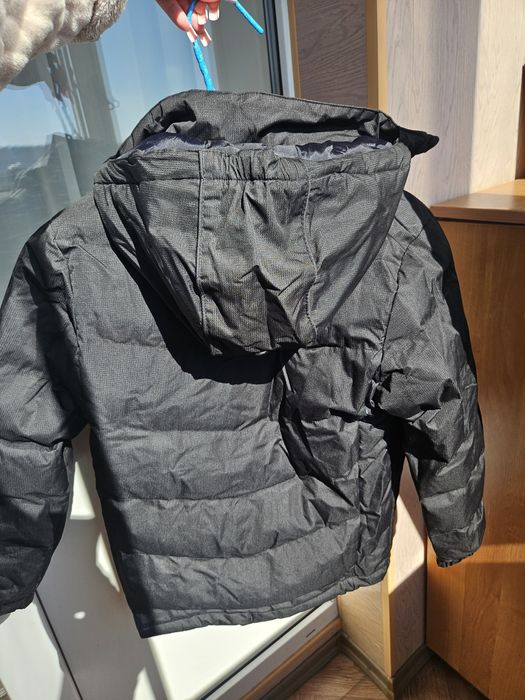 Куртка на хлопчика 134-140
