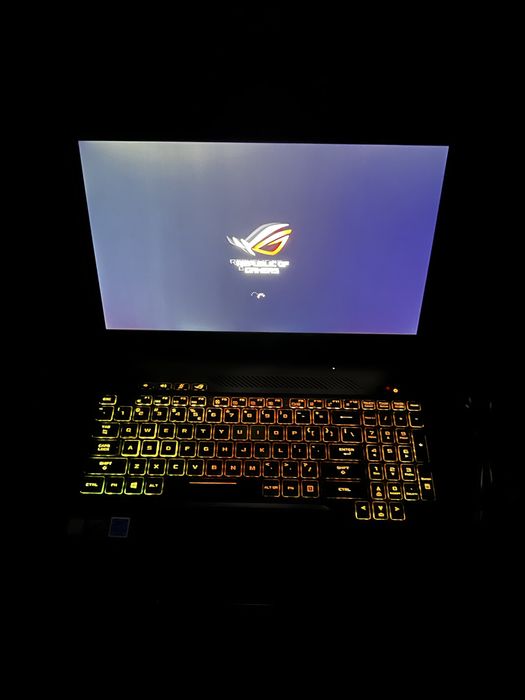 Notebook ASUS ROG GL503VM/i7 7700HQ/GTX 1060/16Gb/256 SSD/144 Hz 15,6