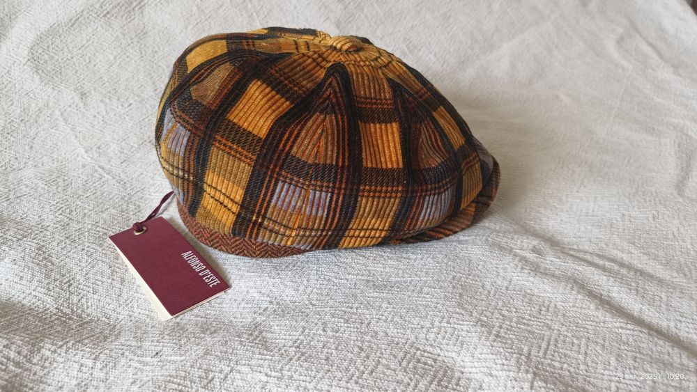 Kaszkiet 8-paneli sztruks Alfonso D'Este XL 60-61 cm