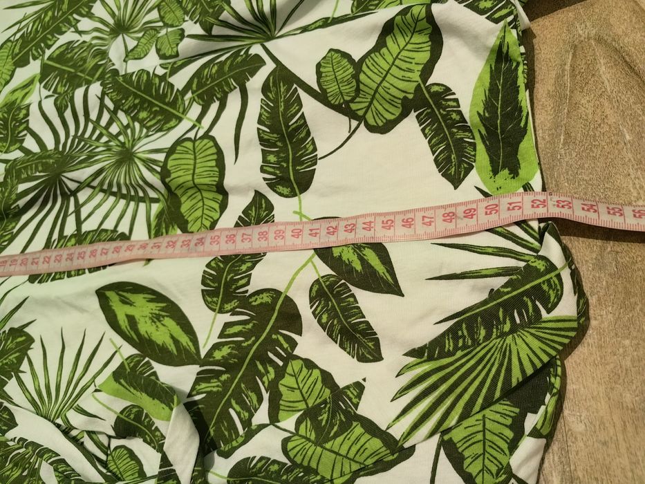 Nowa długa biała sukienka w zielone liście z wiązanym paskiem