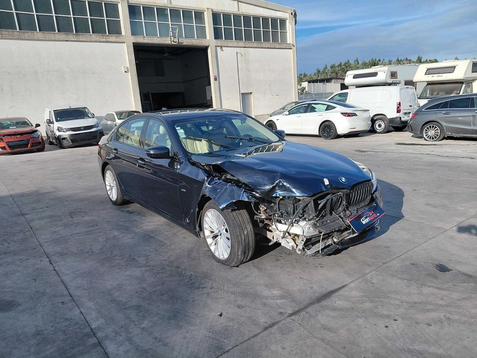 BMW 520d Luxury 2018 Nacional 150000km