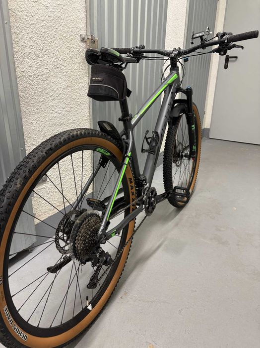 Giant Terrago 29  2018  rama M~ FOX ~XT~