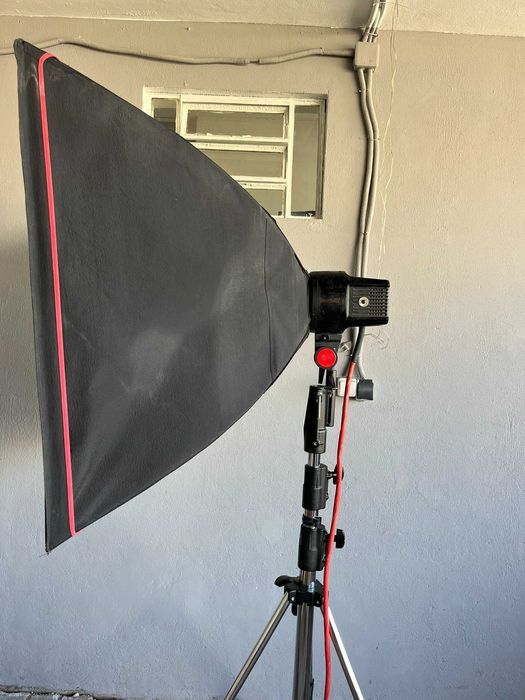 Conjunto de fotografia Multiblitz Multiflex 100×100 + MAGNOLITE BL 32