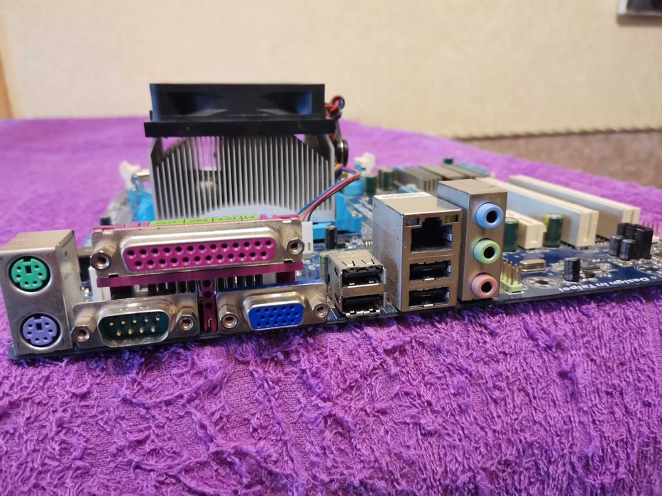 Корпус и комплектующие