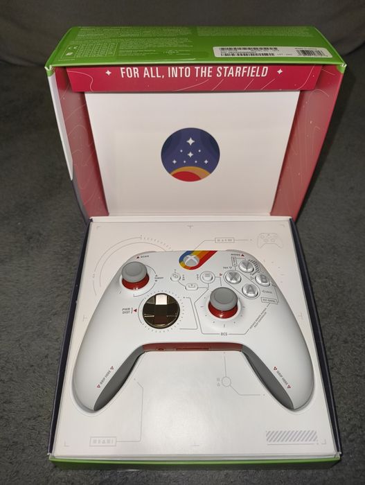 Pad XBOX SERIES Starfield - edycja kolekcjonerska-

Edycja limitowana