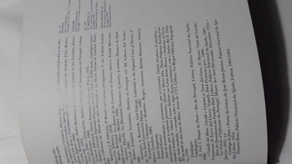 Livro Tesouros Reais