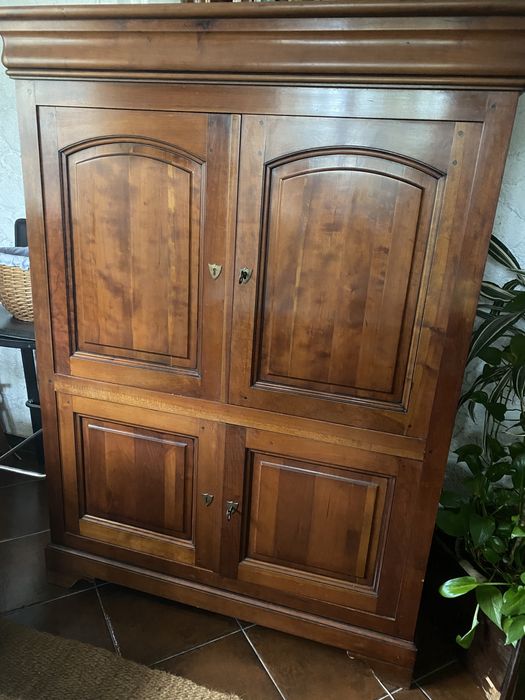 Movel tv - bar em cerejeira maciça