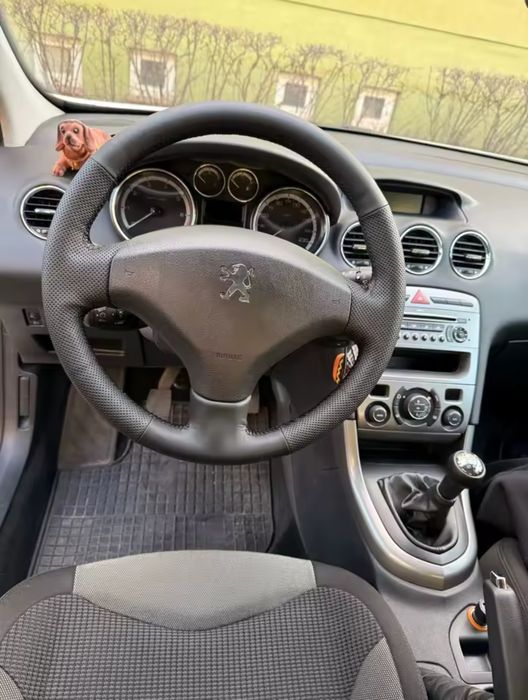 Renove o volante do  Peugeot 208,308