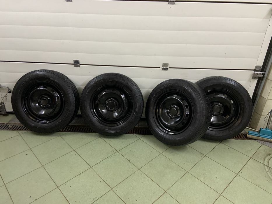 диски 5х114,3R16 ET+шини 205/65R16C