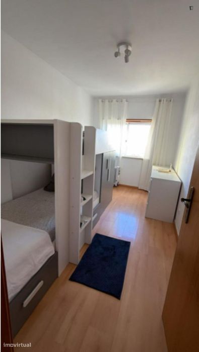Apartamento com 3 quartos - localizado em Almada Lisbon