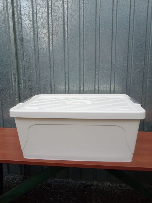 Пластиковий бокс, контейнер,коробка 35л.