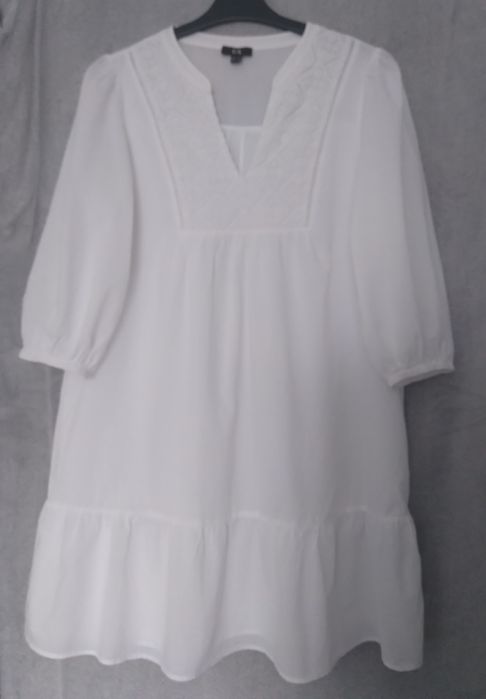 Sukienka C&A biała letnia boho