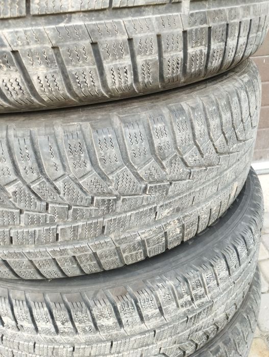 Шини Hankook 17/225/60