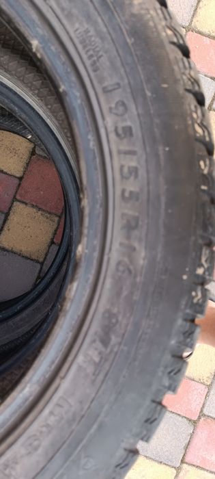 Шини зимові данлоп 195/55/16