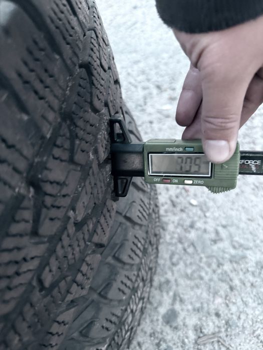 205 75 16 Goodyear UltraGrip Cargo 90% 2023 Шини Зима