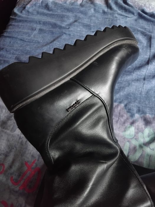 Ботфорты на тракторной подошве