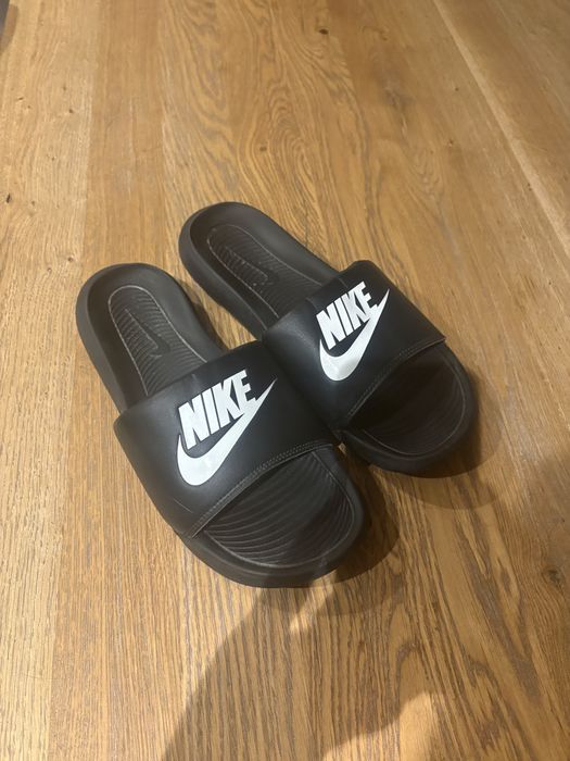 Klapki 42.5 Nike
