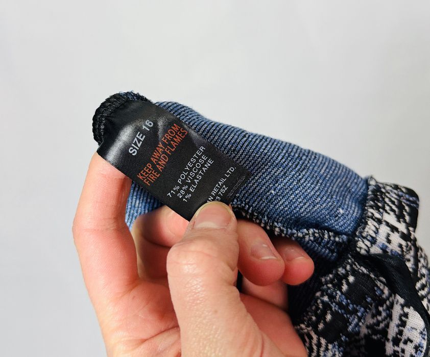 Tweedowa spódnica mini w kratę XXL 44